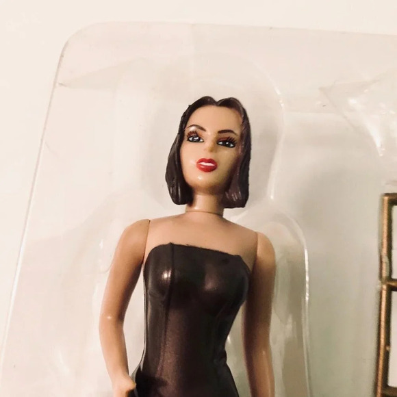 Vintage 1998 Posh  Spice Girls 6 Inch Tall Action Figure Doll Victoria Damaged - Picture 16 of 16